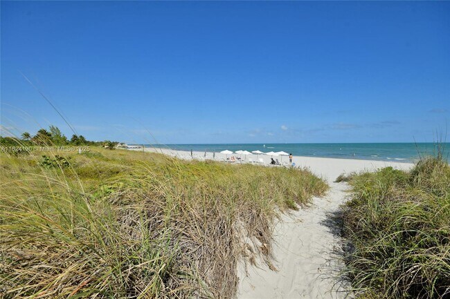 Building Photo - 170 Ocean Ln Dr
