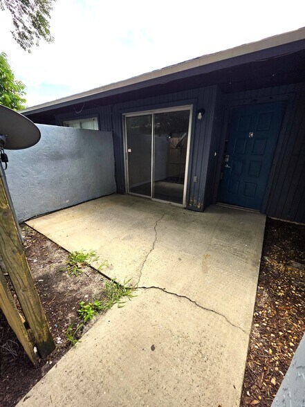 Building Photo - 5370 SE 30th Pl