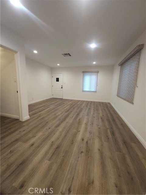 Building Photo - 17423 Burbank Blvd