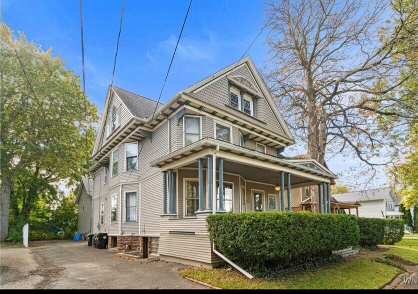 Building Photo - 301 Broad St