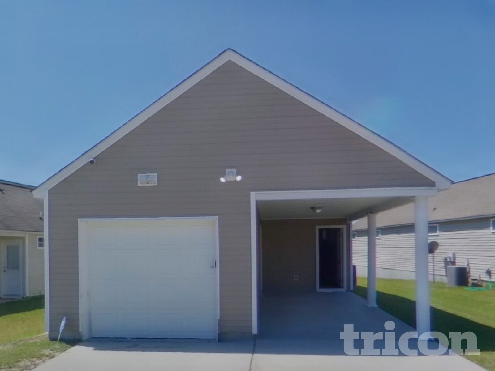 Building Photo - 712 Blazing Star Trl