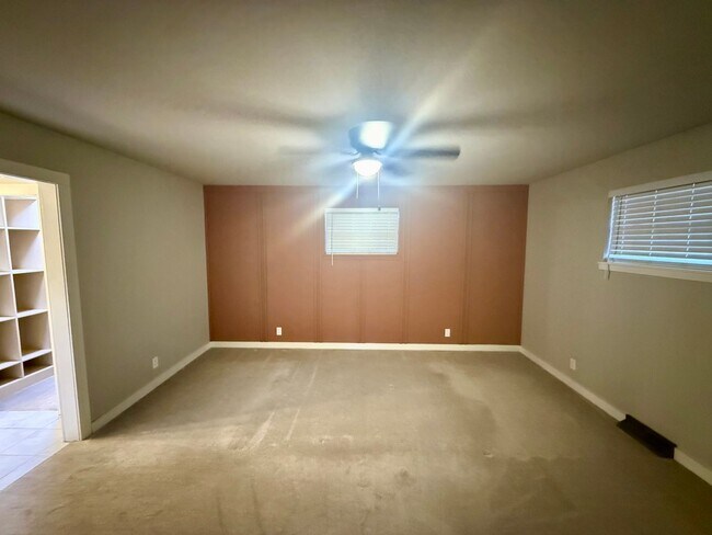 Building Photo - 316 Marzee Ann Dr
