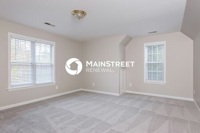 Building Photo - 3 Bedroom Pet-Friendly Home in Garner, NC with Main Street Renewal