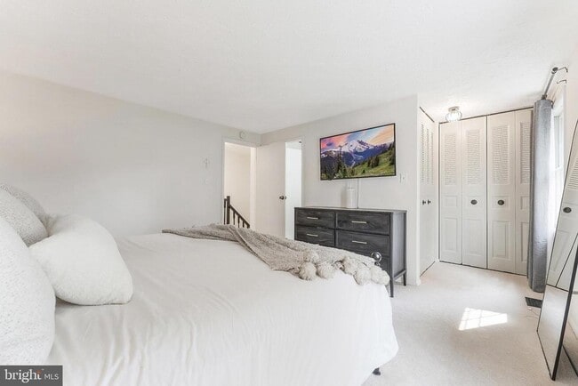 Building Photo - 2903 Bridgehampton Ct