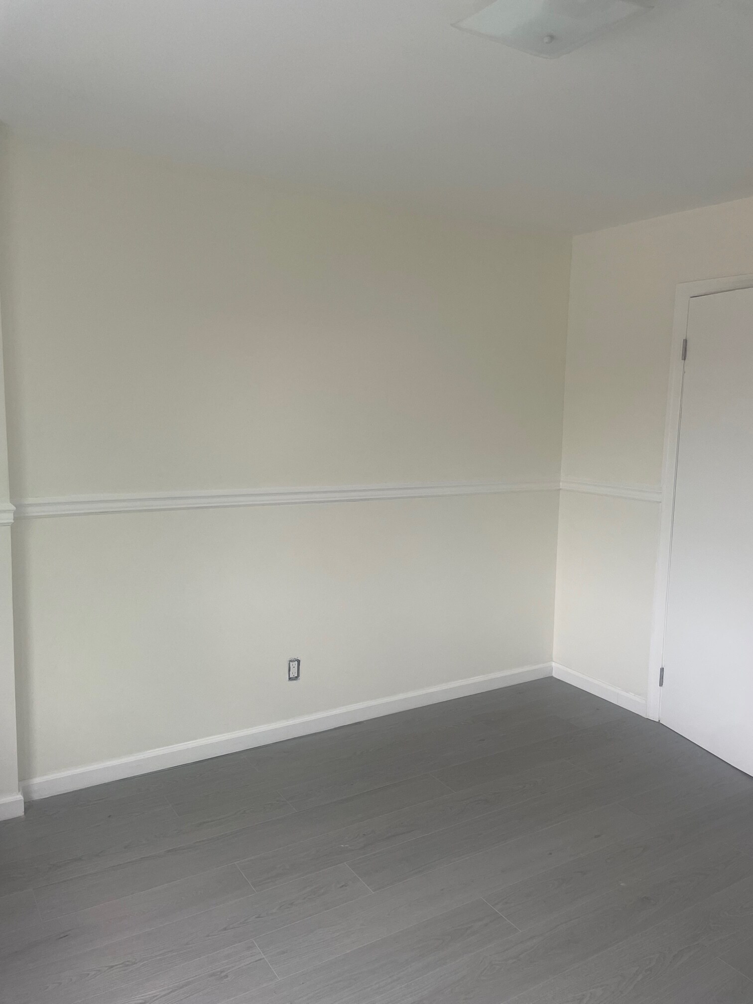 Building Photo - 10 Briarwood Rd