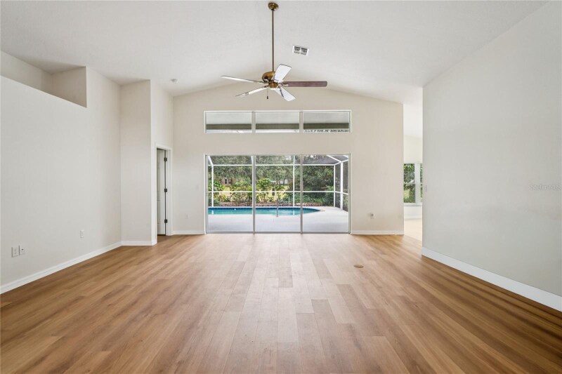 Building Photo - 322 Greenwich Cir