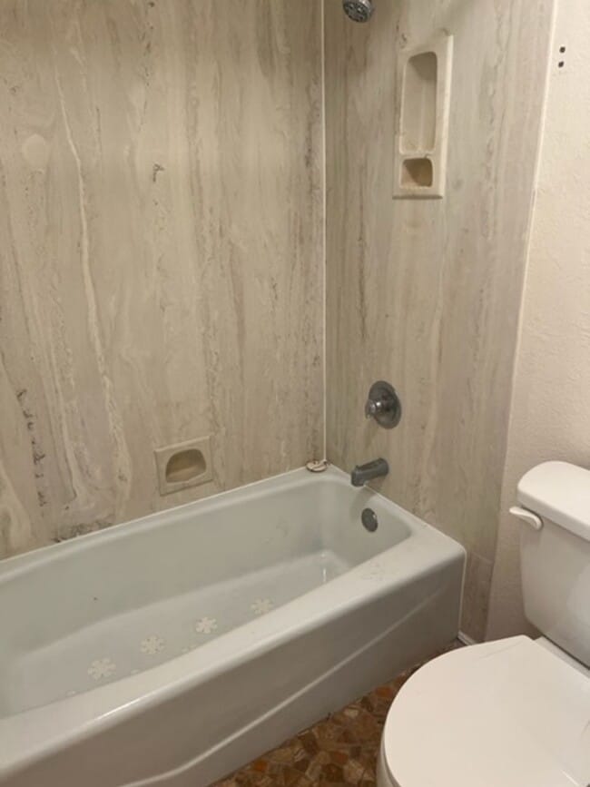 Building Photo - Beautiful 2 Bedroom 2 Bath 2 Car Garage Town House in the foot hills COMING SOON! Available 12/22...