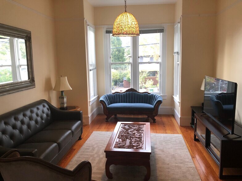 Building Photo - 1716 Rose St