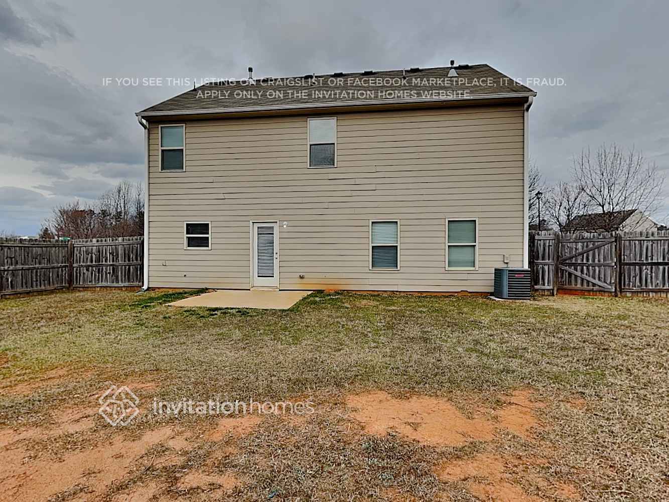 Building Photo - 3530 Mica Cir SE