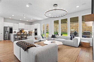 Building Photo - 211 Abbeyville Walk