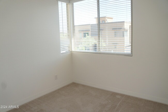 Building Photo - 7496 E Via De Luna Dr