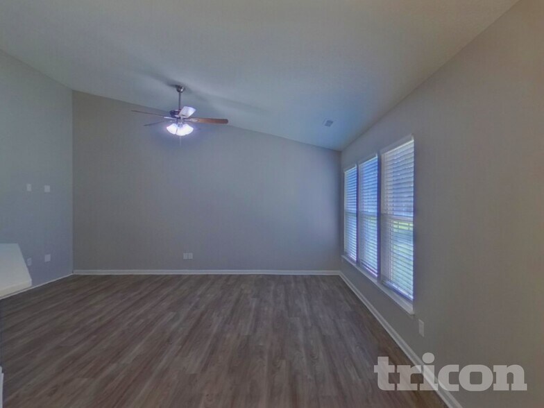 Building Photo - 1533 Moss Creek Dr