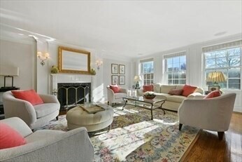 Building Photo - 83 Beacon St