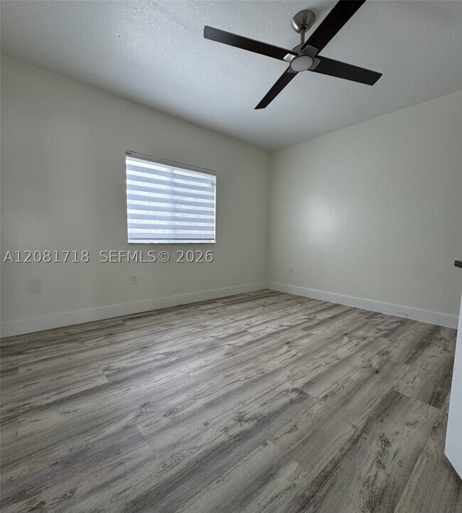 Building Photo - 15813 SW 140th St