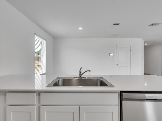 Building Photo - 31404 Pratola Serra Cir