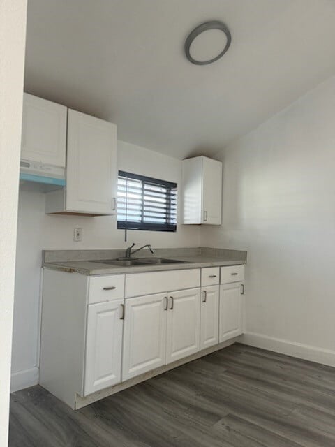 Building Photo - 16422 Haas Ave