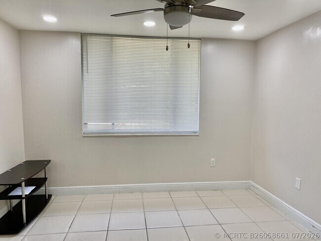 Building Photo - 4501 Fountains Dr S