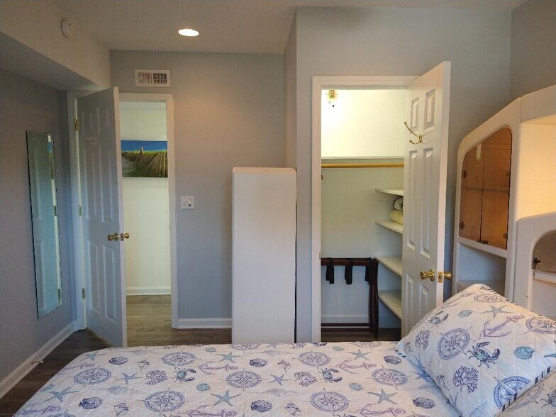 Large bedroom closet - 229 Monterey Dr