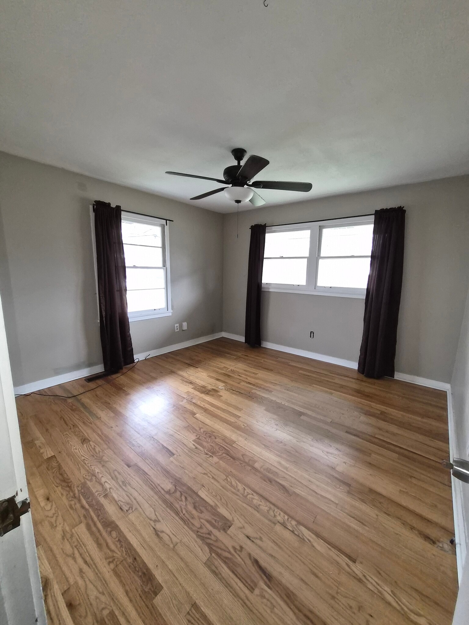 Building Photo - 418 Ewing St NW