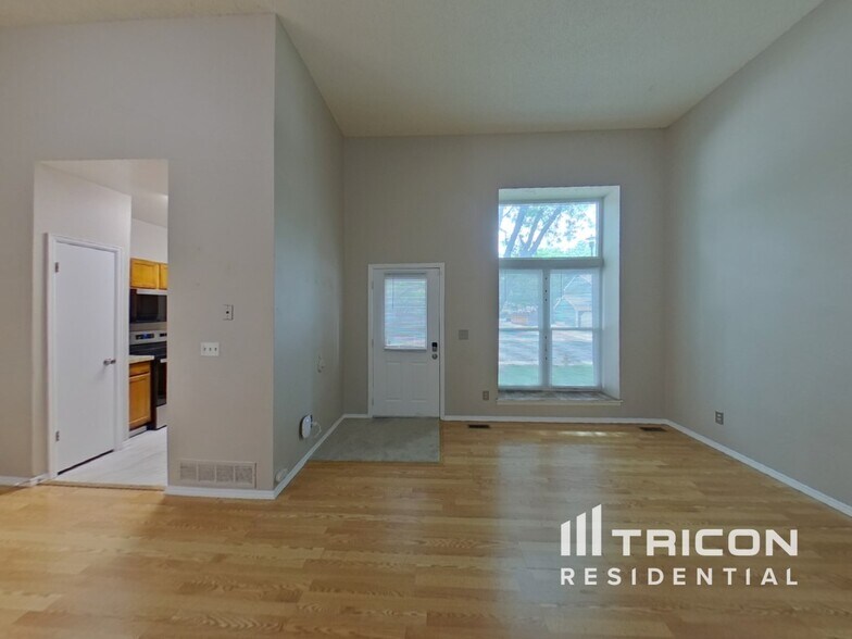 Building Photo - 3009 W 127th Ave