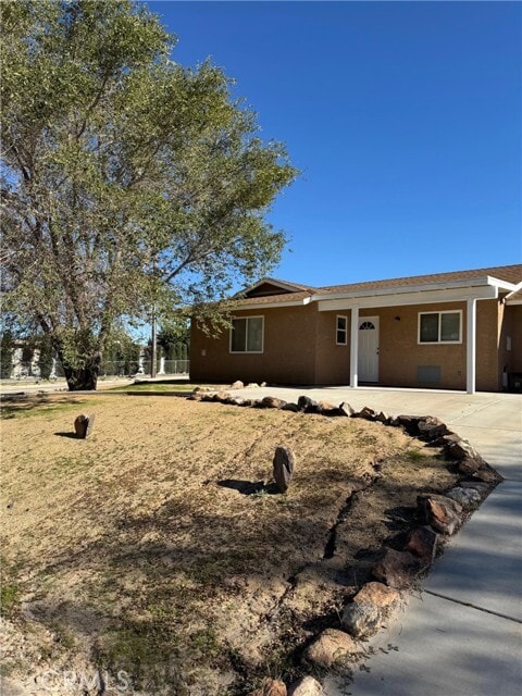 Building Photo - 55215 Airlane Dr