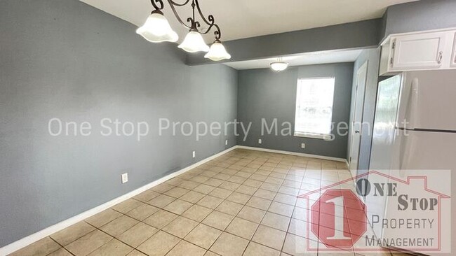Building Photo - Updated 4 Bedroom, 2 Bath home in South Ka...