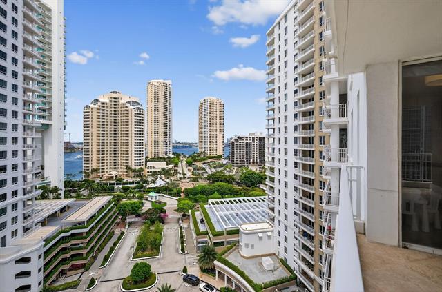 Building Photo - 701 Brickell Key Blvd