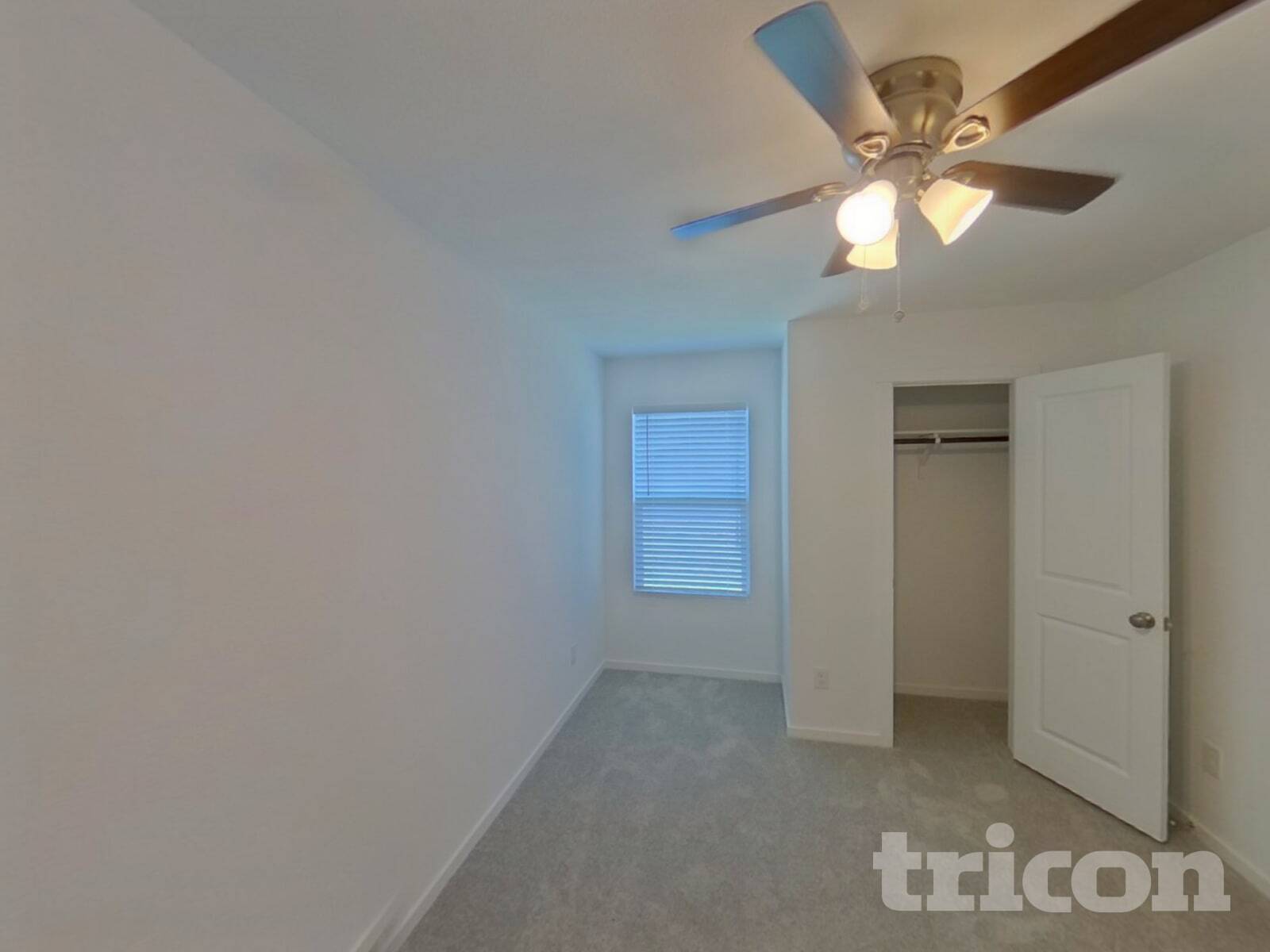 Building Photo - 803 Ponderosa Ln