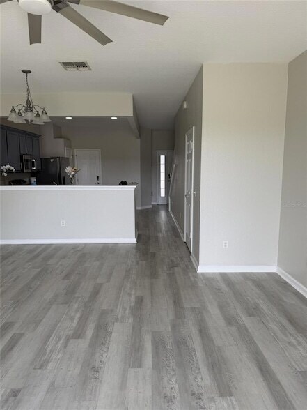 Building Photo - 4500 SW 52nd Cir
