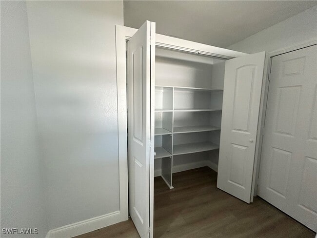 Building Photo - 1428 SE 20th Ave