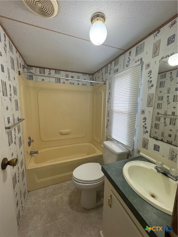 Building Photo - 1111 Olmos Rd