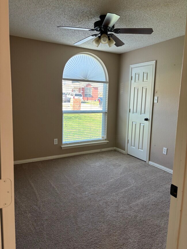 Building Photo - 1806 Rybovich Ln