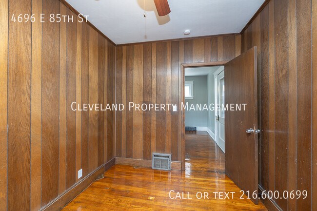 Building Photo - 4696 E 85th St