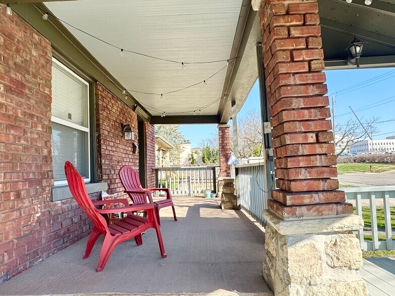 Building Photo - 3542 Pennsylvania Ave