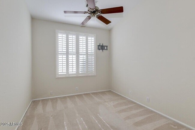 Building Photo - 3531 S Barberry Pl