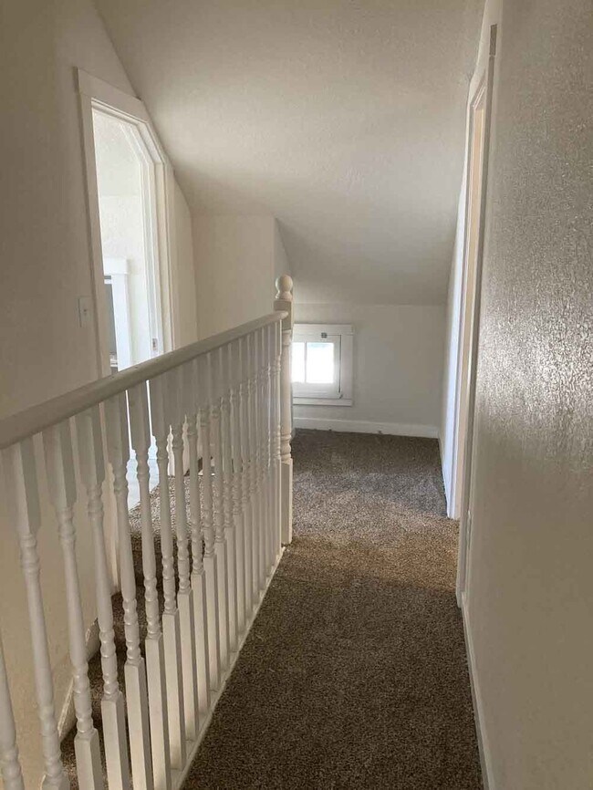 Building Photo - Contract for Deed like a Rent to Own!
