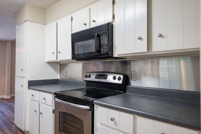 Building Photo - Great home in Wood Valley!