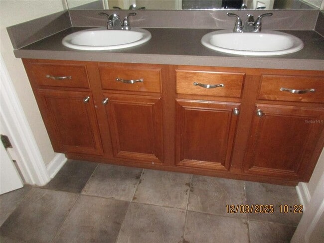 Building Photo - 8905 Silk Bay Pl