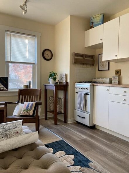 Kitchen - 831 Haddon Ave