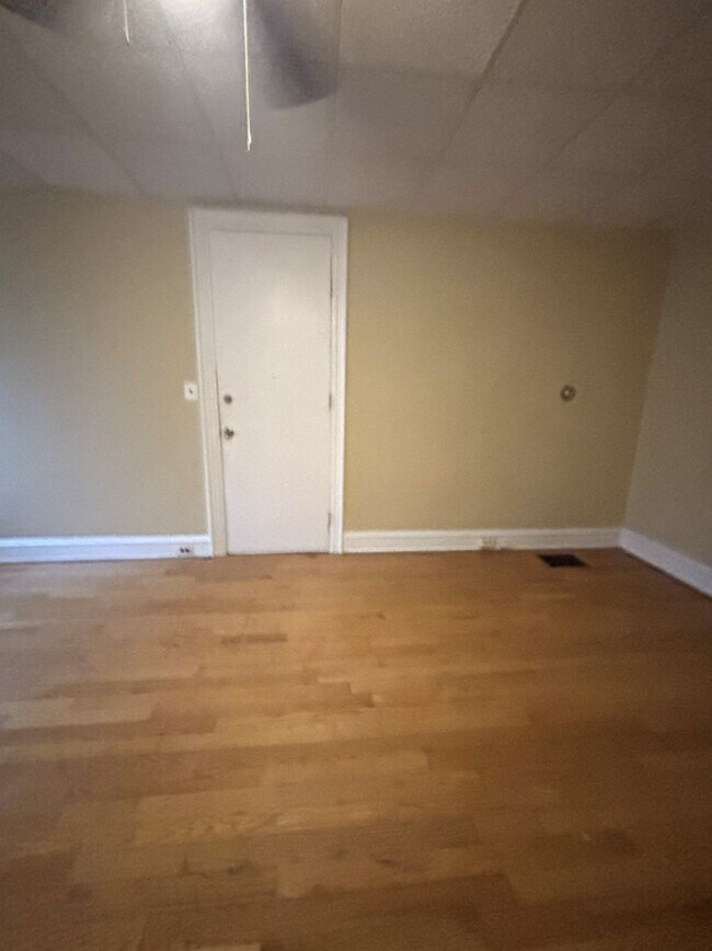 Building Photo - 4007 Powelton Ave