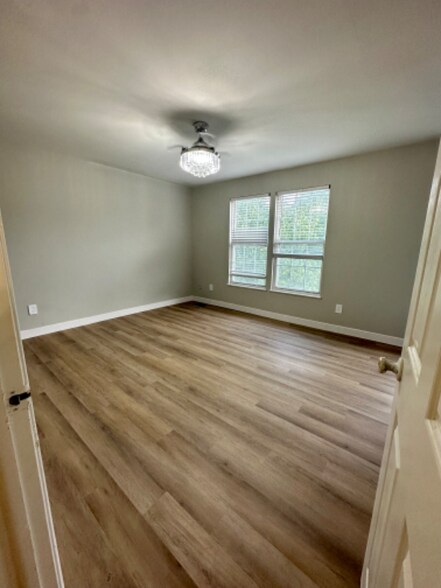 Building Photo - 10636 Winfield Loop