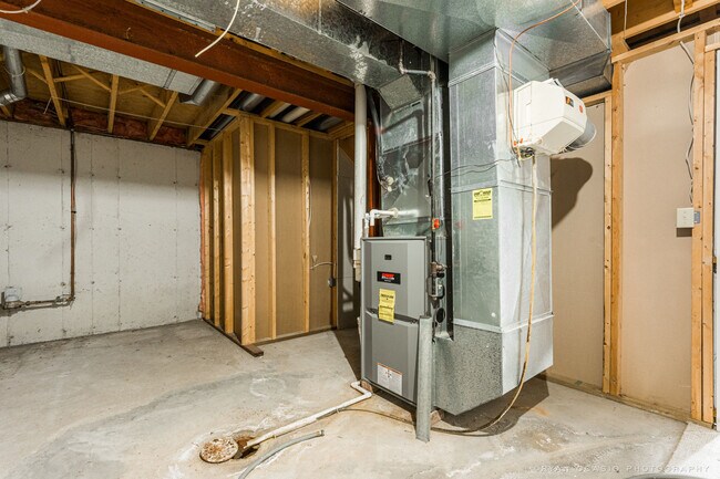 Building Photo - 113 Andresen Ct