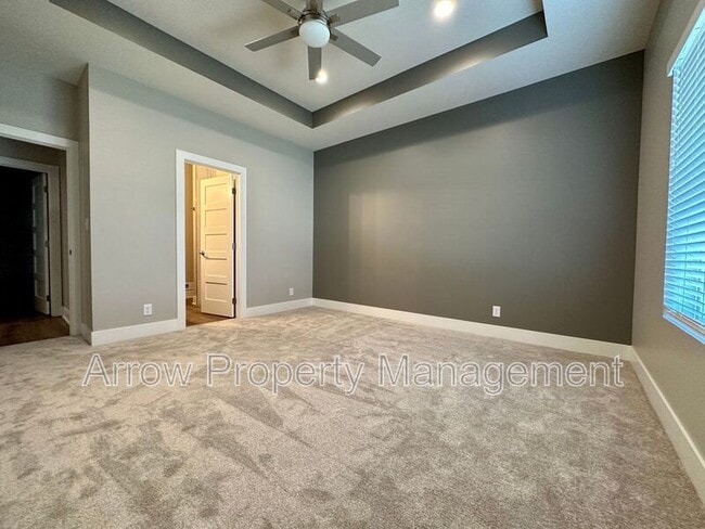Building Photo - 8709 S 82nd St