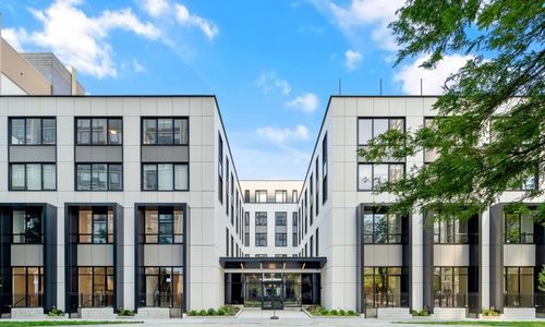 Building Photo - 5430 N Sheridan Rd