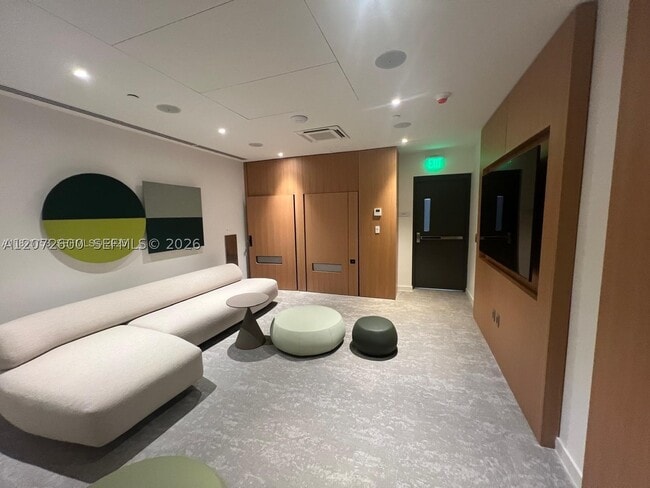 Building Photo - 300 Biscayne Blvd
