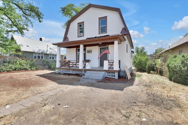 Building Photo - Updated Single Family home for Rent! - 3 Bedroom, 1.5 Bathroom Located in Spokane!