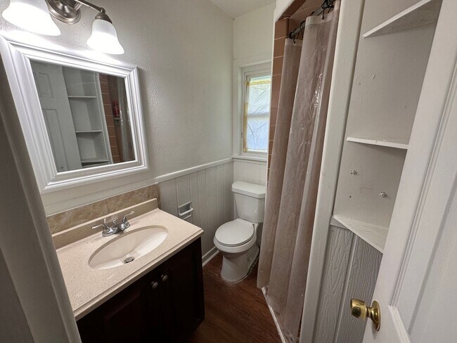 Building Photo - 850 County Road 218,