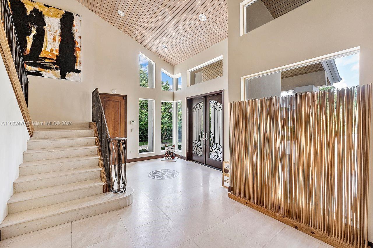 Building Photo - 7141 E Lago Dr