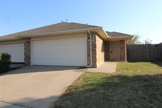 Building Photo - 4508 SE 77th St