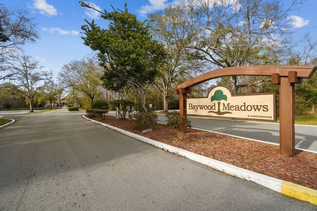 Primary Photo - 11550 Baywood Meadows Dr